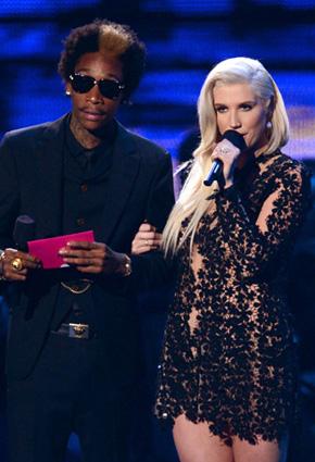 حفل جوائز الـ"MTV": مفاجآت موسيقية وجمالية بالجملة 